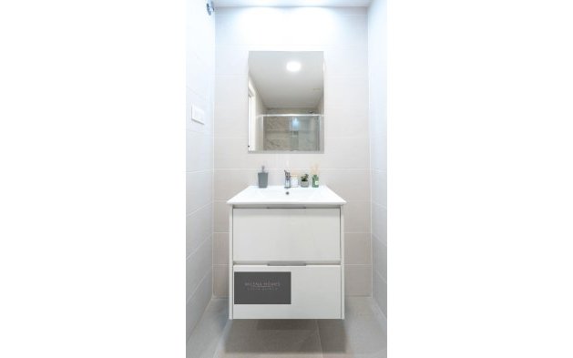 Resale - Apartment / flat - Orihuela Costa