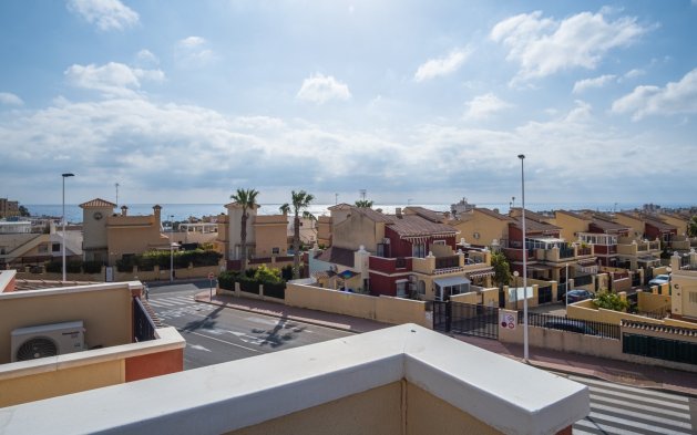 Resale - Bungalow - Torrevieja - Nueva Torrevieja - Aguas Nuevas