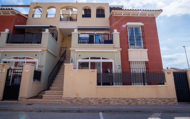 Resale - Bungalow - Torrevieja - Nueva Torrevieja - Aguas Nuevas