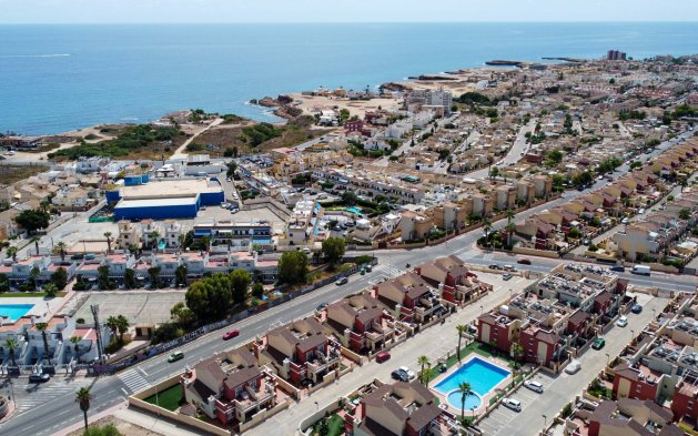 Resale - Bungalow - Torrevieja - Nueva Torrevieja - Aguas Nuevas