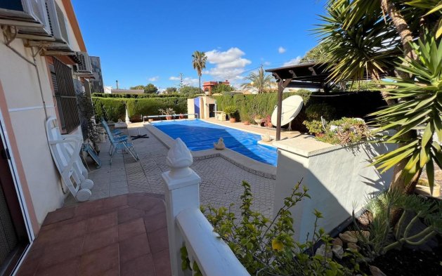 Resale - Villa - Orihuela Costa - Cabo Roig