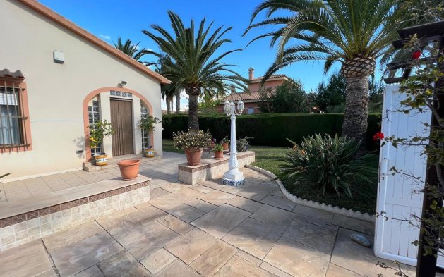 Resale - Villa - Orihuela Costa - Cabo Roig