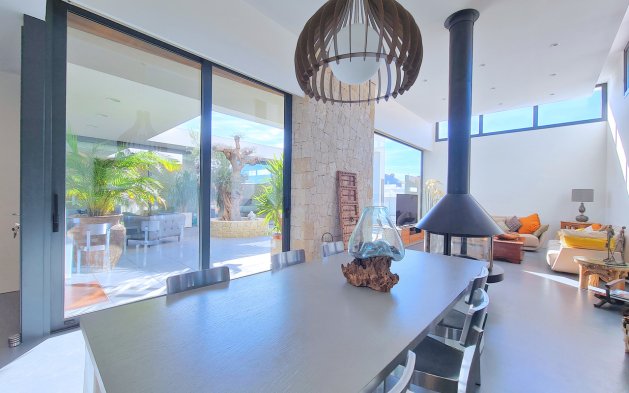 Resale - Villa - Los Alcázares