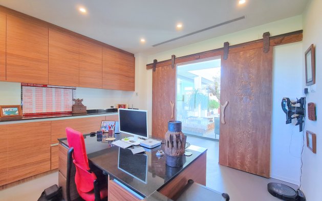 Resale - Villa - Los Alcázares