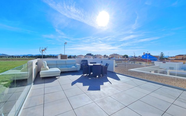 Resale - Villa - Los Alcázares