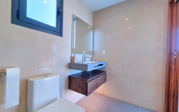 Resale - Villa - Los Alcázares