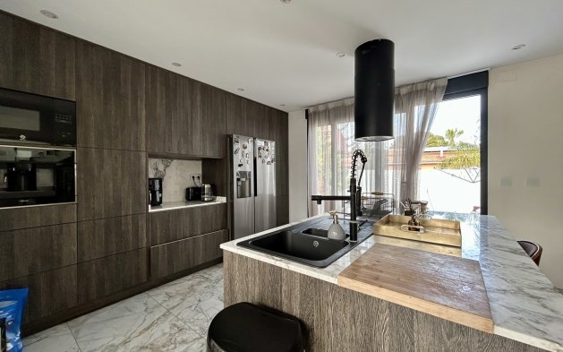 Resale - Villa - Torrevieja - Los Balcones - Los Altos 