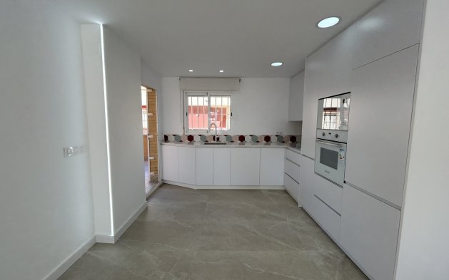 Reventa - Apartamento / piso - Pilar de la Horadada