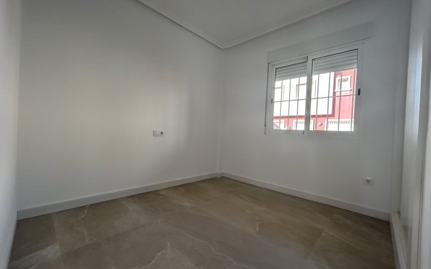 Reventa - Apartamento / piso - Pilar de la Horadada