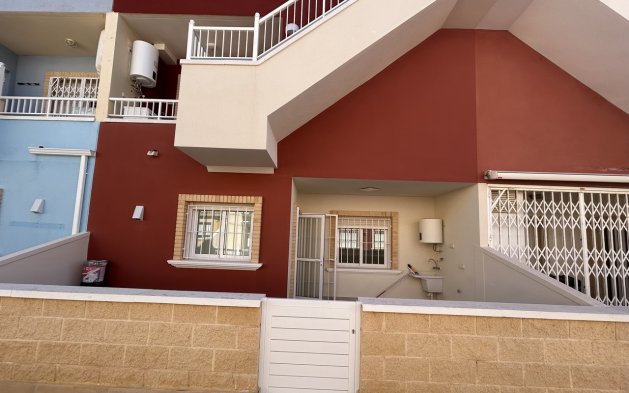 Reventa - Apartamento / piso - Pilar de la Horadada