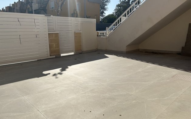 Reventa - Apartamento / piso - Pilar de la Horadada