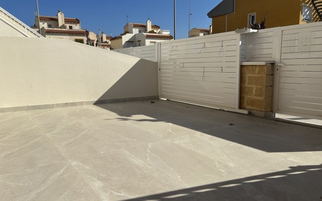 Reventa - Apartamento / piso - Pilar de la Horadada