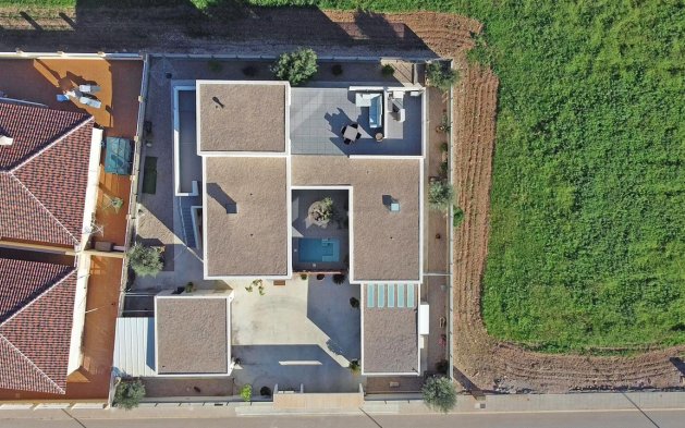 Resale - Villa - Los Alcázares