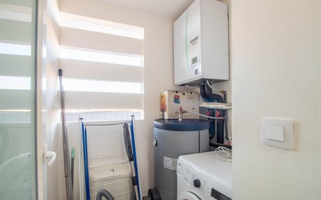 Resale - Apartment / flat - Orihuela Costa - Playa Flamenca