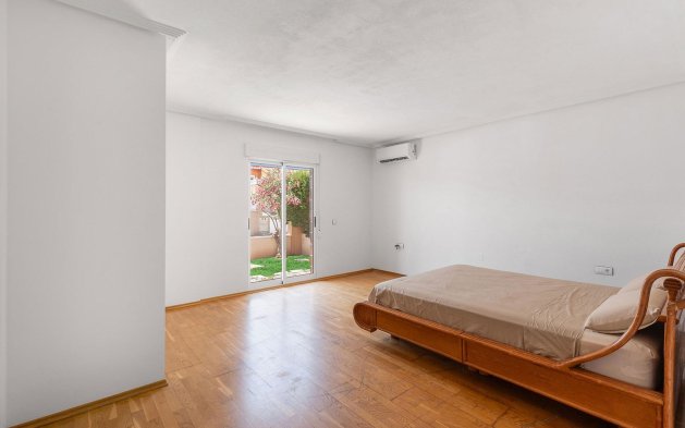 Resale - Villa - Pilar de la Horadada - La Torre de la Horadada