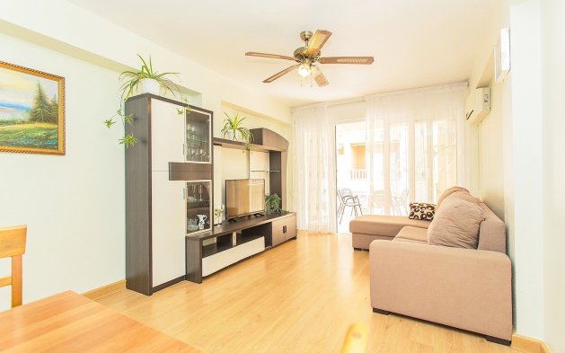 Resale - Apartment / flat - Torrevieja - Playa del Cura