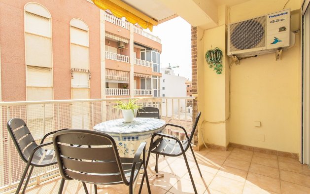 Resale - Apartment / flat - Torrevieja - Playa del Cura