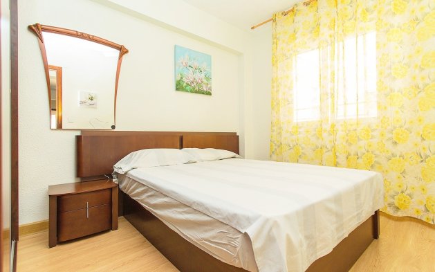 Resale - Apartment / flat - Torrevieja - Playa del Cura