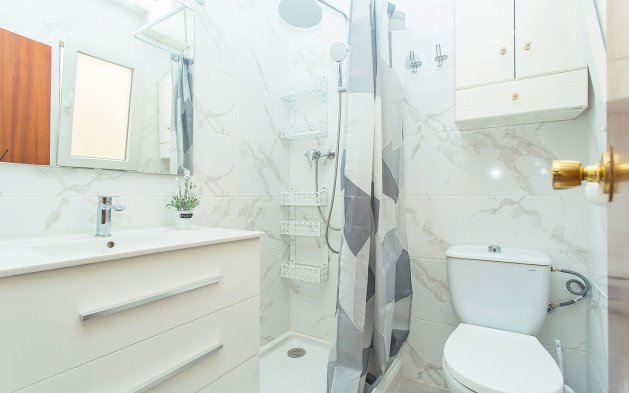 Resale - Apartment / flat - Torrevieja - Playa del Cura