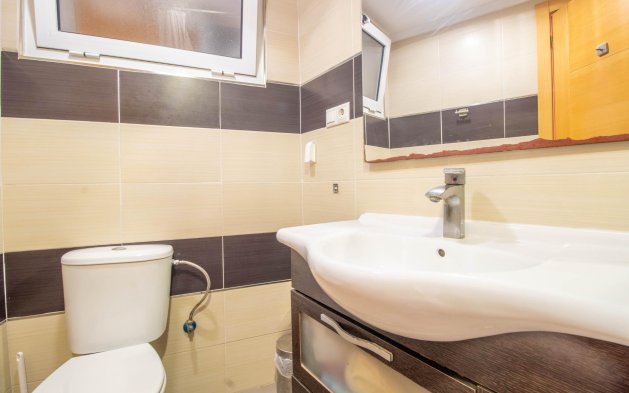 Resale - Apartment / flat - Torrevieja - El Acequión - Los Náufragos