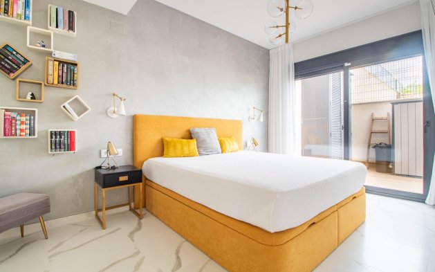 Odsprzedaż - Mieszkanie w bloku - San Miguel de Salinas