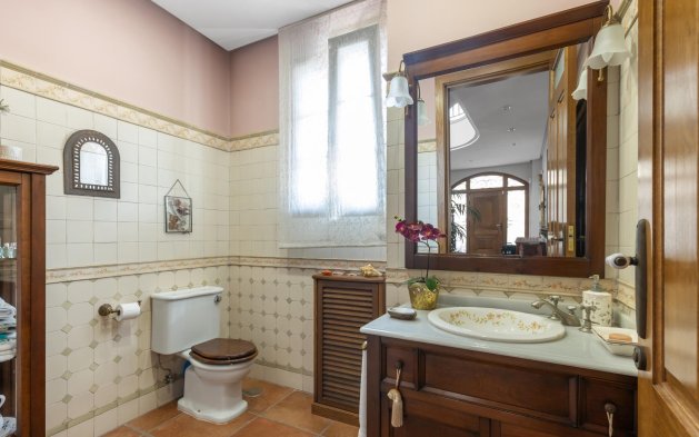 Resale - Villa - Torrevieja - La Veleta