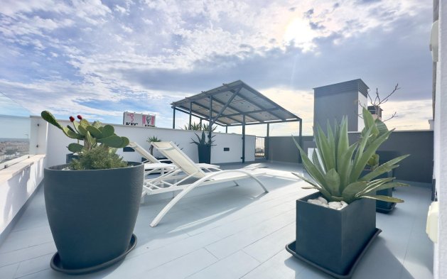 Resale - Villa - Orihuela Costa - Lomas de Cabo Roig