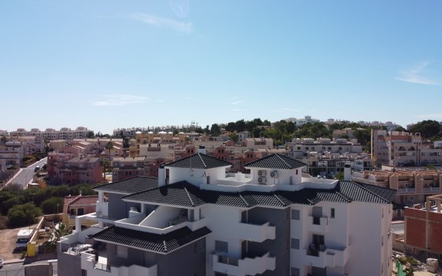 Obra nueva - Apartamento / piso - Res. Las Filipinas
