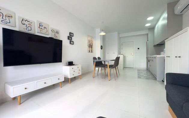 Odsprzedaż - Mieszkanie w bloku - San Miguel de Salinas - Pueblo 9