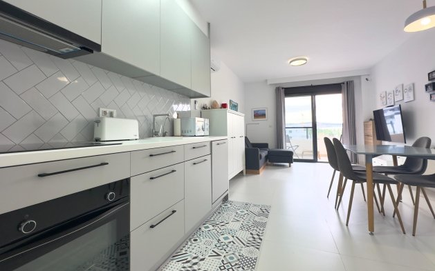 Odsprzedaż - Mieszkanie w bloku - San Miguel de Salinas - Pueblo 9