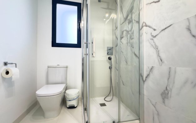 Odsprzedaż - Mieszkanie w bloku - San Miguel de Salinas - Pueblo 9