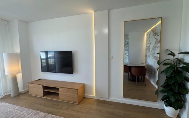 Resale - Apartment / flat - Torrevieja - Punta Prima