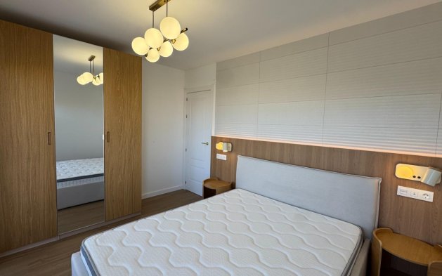 Resale - Apartment / flat - Torrevieja - Punta Prima