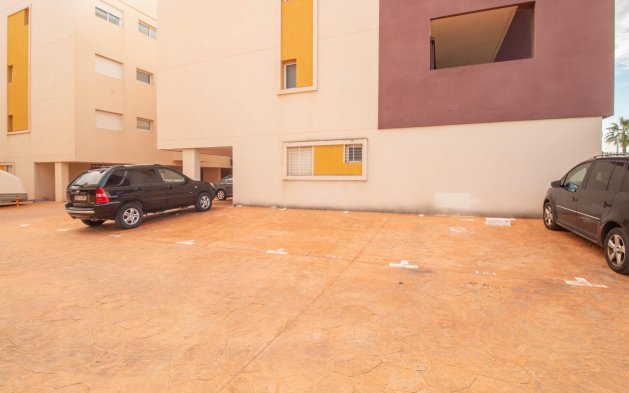 Resale - Apartment / flat - Orihuela Costa - Playa Flamenca