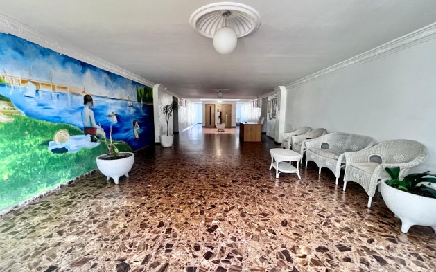 Resale - Apartment / flat - Torrevieja - Punta Prima