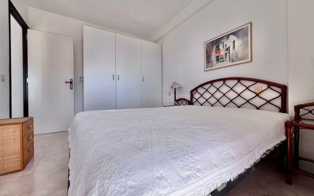 Resale - Apartment / flat - Torrevieja - Cabo cervera