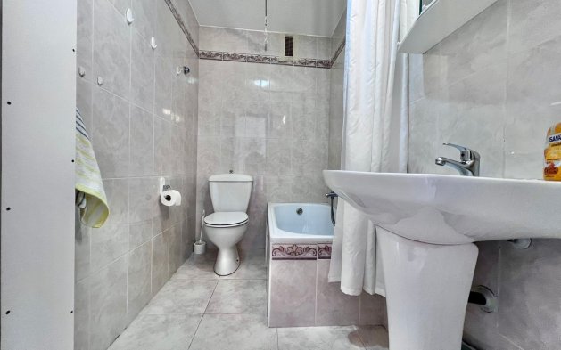 Resale - Apartment / flat - Torrevieja - Cabo cervera