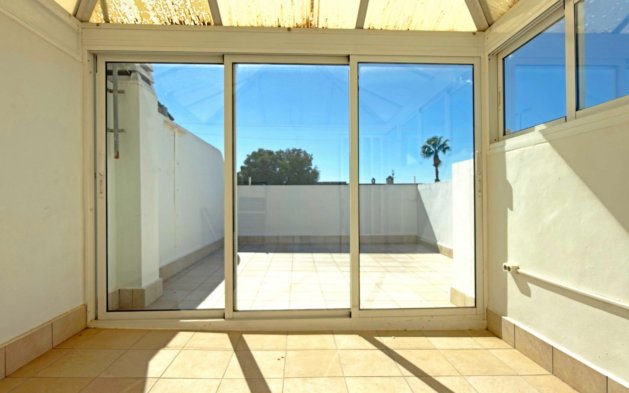 Resale - Bungalow - Orihuela Costa - La Zenia