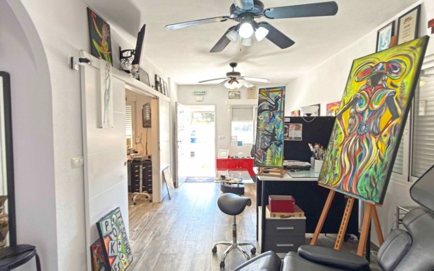 Resale - Bungalow - Orihuela Costa - La Zenia