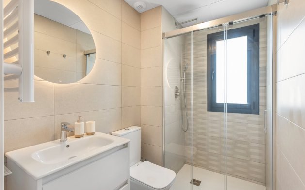 Resale - Townhouse - Santa Rosalía
