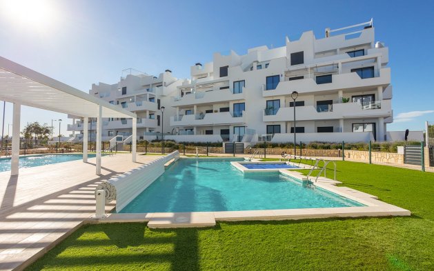 Resale - Townhouse - Santa Rosalía