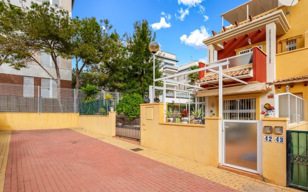 Perpardavimas - Dvipusis - Orihuela Costa - Villamartín