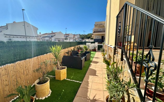 Resale - Semi - San Miguel de Salinas - Residencial los flamencos