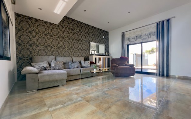 Resale - Villa - Pilar de la Horadada - Torre de la Horadada