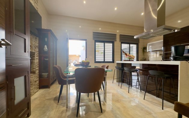 Resale - Villa - Pilar de la Horadada - Torre de la Horadada