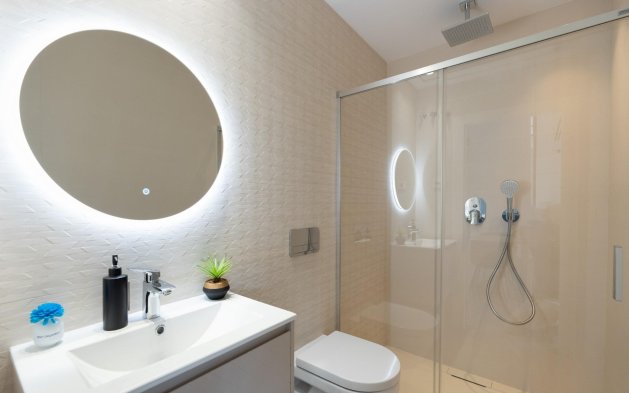 Nowy budynek - Villa - La Marina