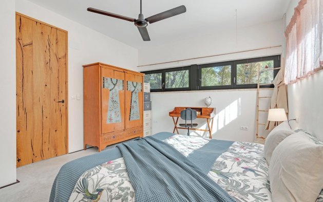 Resale - Villa - Busot