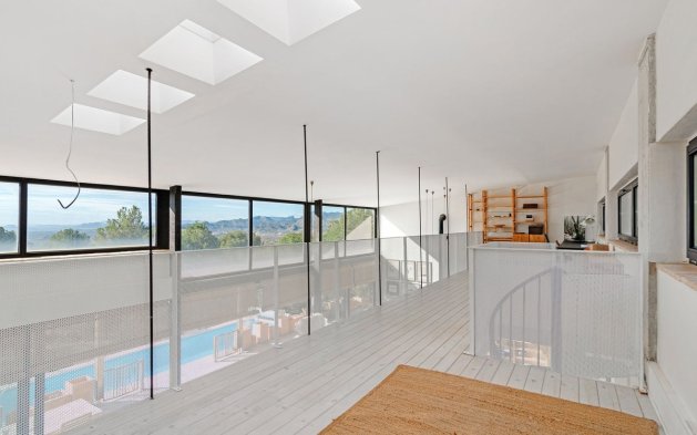 Resale - Villa - Busot