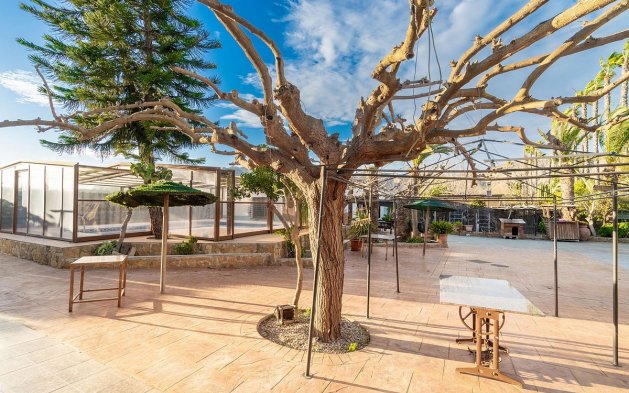 Resale - Villa - Orihuela