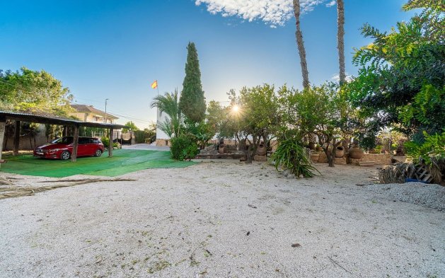 Resale - Villa - Orihuela